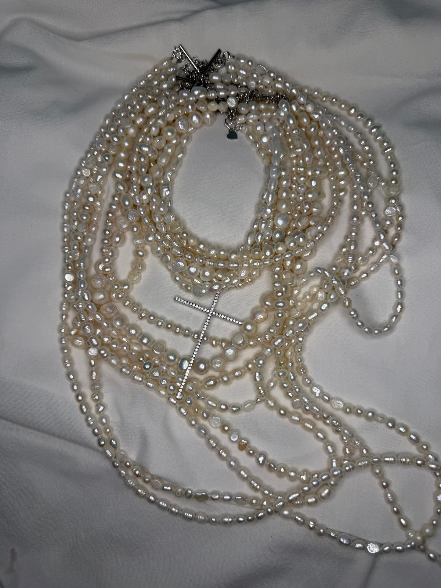 UNREAL multilayer freshwater pearls necklace with silver plated cross pendant with crystals